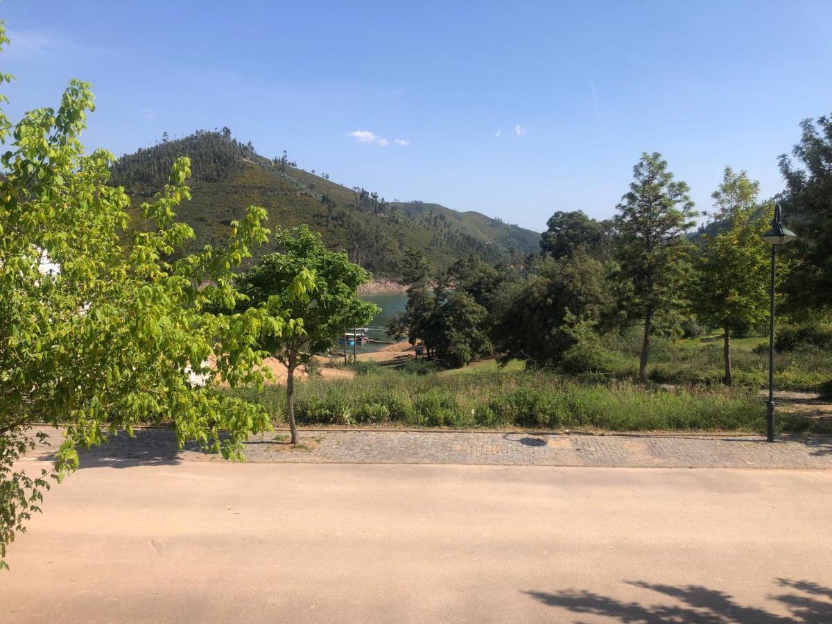 Faraway Lake Apartment Ferreira do Zezere Luaran gambar